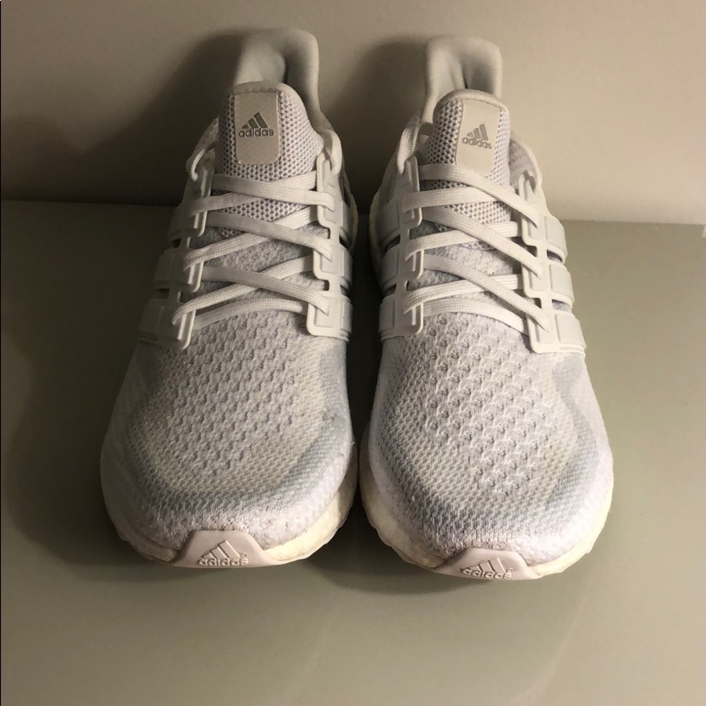 Adidas Ultra-boost “Triple White”